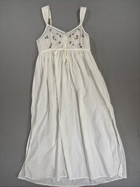Victoria's Secret White Floral Embroidered Cotton Chemise